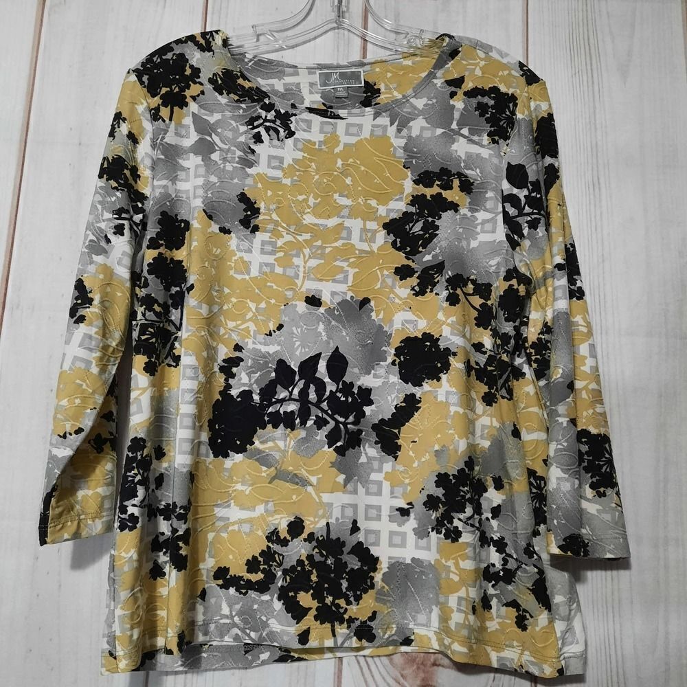 JM Collection Large Petite Floral Print 3/4 Sleeve Top in Yellow Grey Black